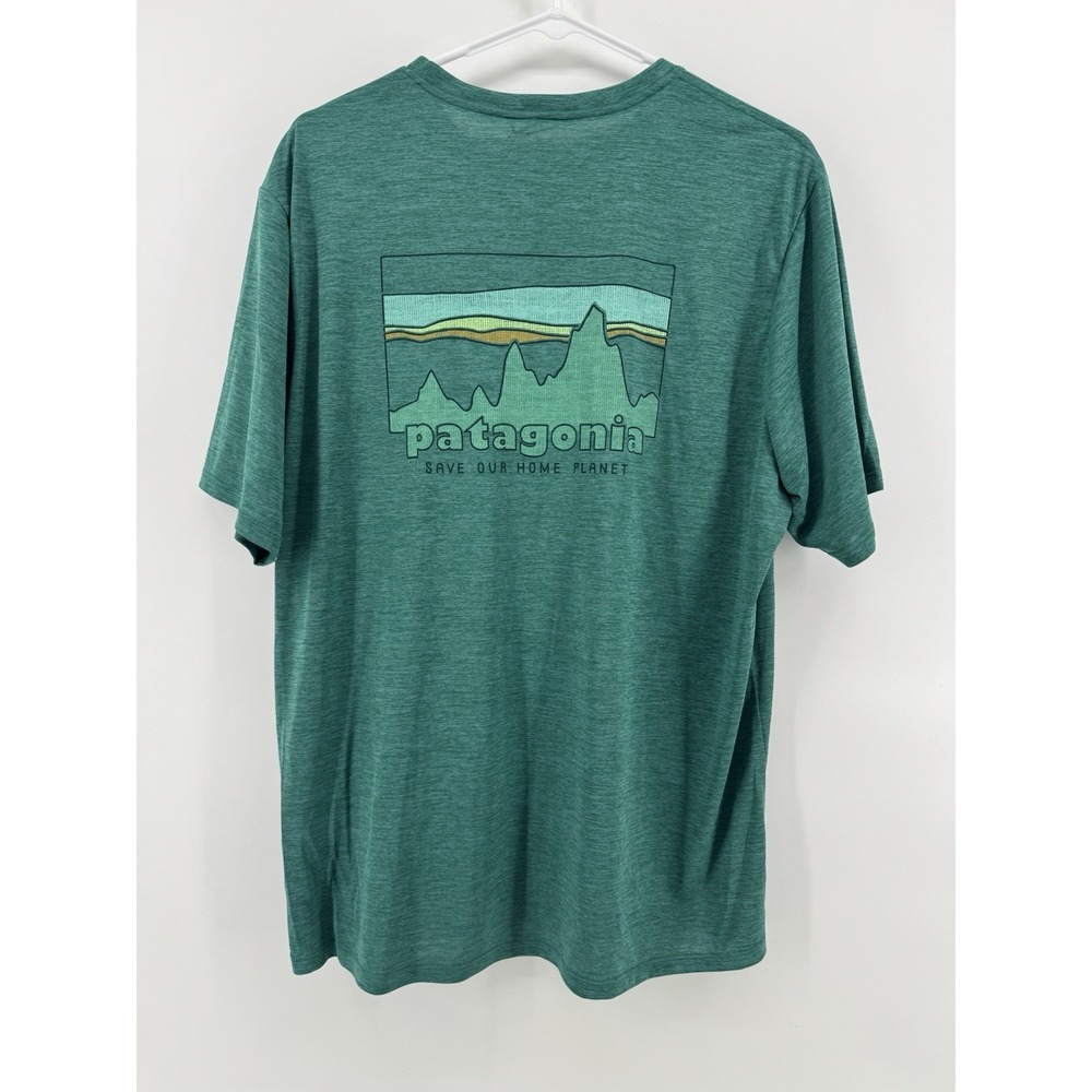 Patagonia Men's Cap Cool Daily t shirt 73 Skyline - Gem Green Size L NWT